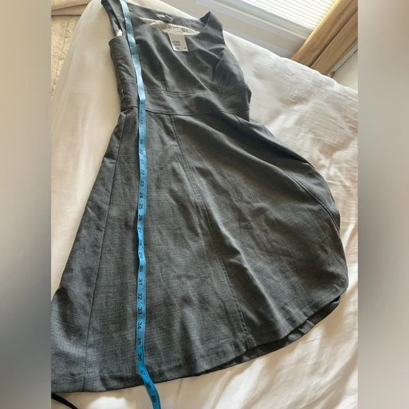 H&M fit and flare Dress size 8 - Picture 6 of 6